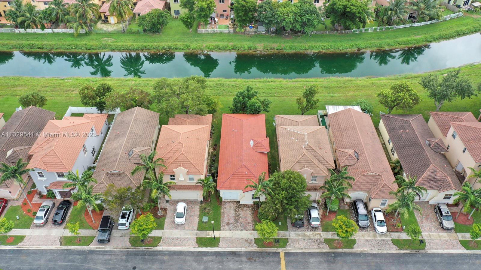 1057 Northeast 40th Road Homestead, FL 33033 - Photo 2 of 14 Gallery Image 2