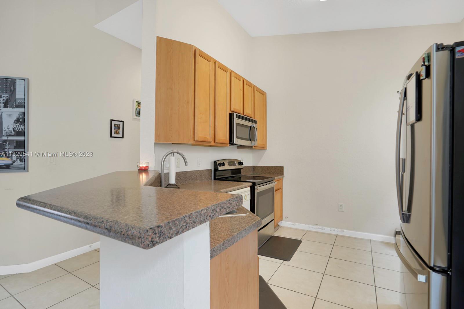 1057 Northeast 40th Road Homestead, FL 33033 - Photo 5 of 14 Gallery Image 5