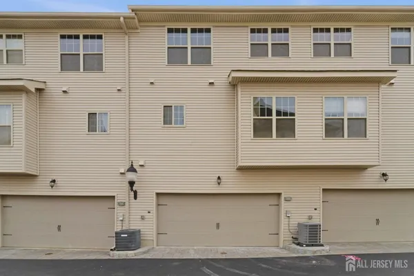 $4,900 | 704 Green Lane, Union, NJ 07083