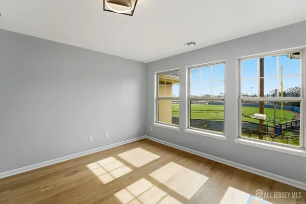 $4,900 | 704 Green Lane, Union, NJ 07083