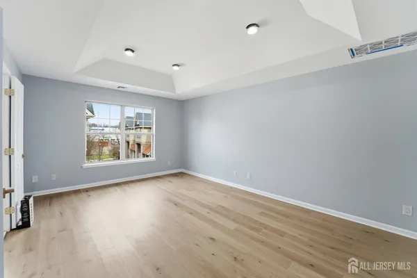 $4,900 | 704 Green Lane, Union, NJ 07083