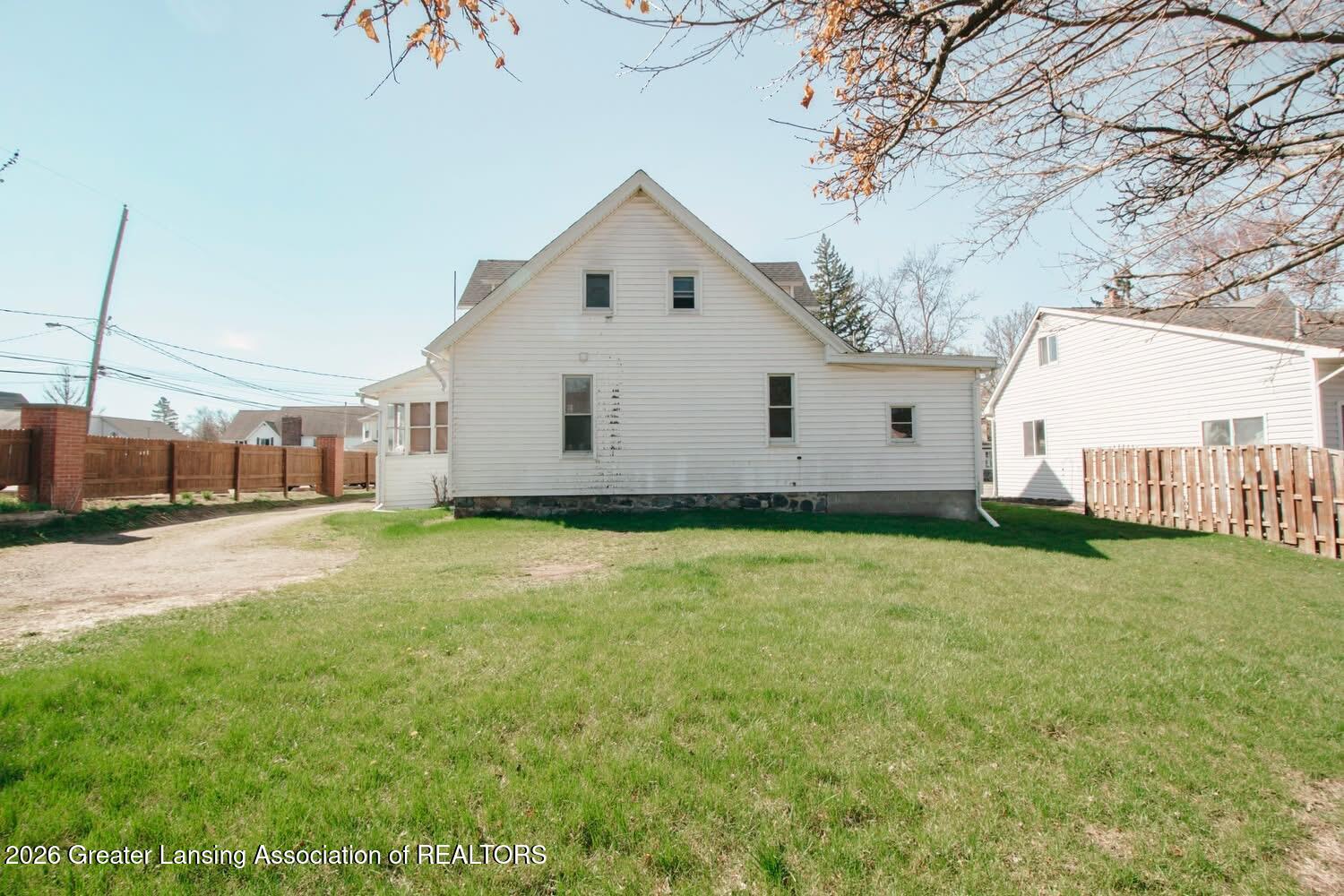 120 West 1st Street, Unit 4 Perry, MI 48872 - Photo 9 of 9 IMG_1095