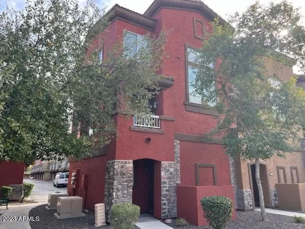 $1,700 | 1920 East Bell Road, Unit 1047, Phoenix, AZ 85022
