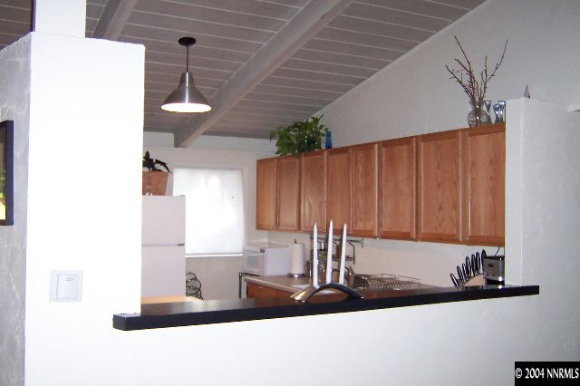 725 Stoker Avenue Reno, NV 89503 - Photo 3 of 4 Photo 3