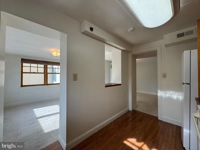 $1,999 | 714 West Avenue, Unit 2, Jenkintown, PA 19046