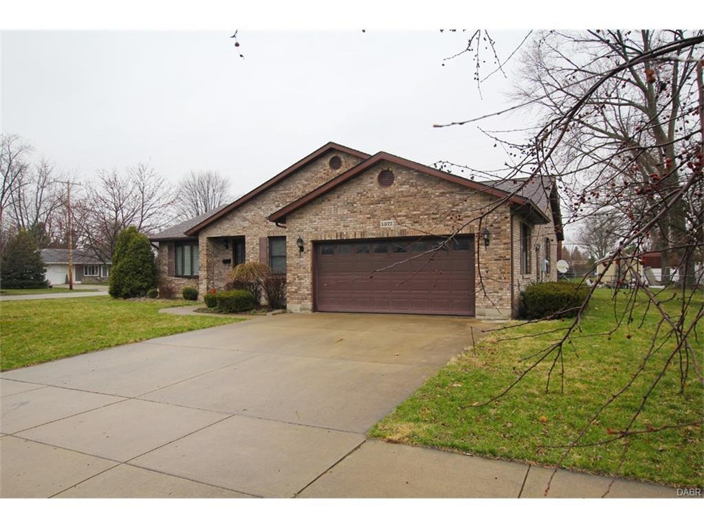 1377 Surrey Road Troy, OH 45373 - Photo 3 of 24 Gallery Image 3