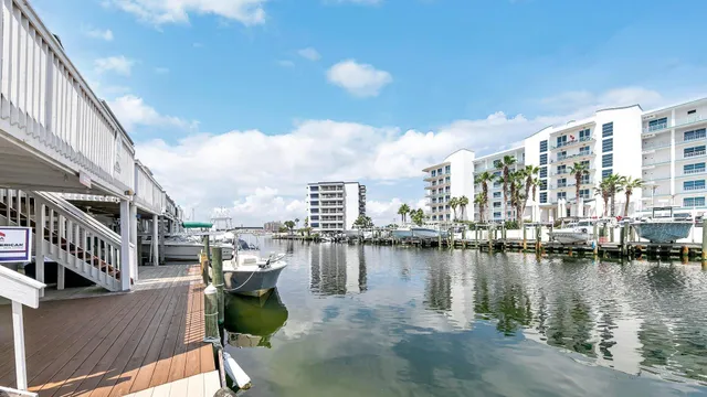 $3,850 | 445 Gulf Shore Drive, Unit 7, Destin, FL 32541