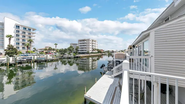 $3,850 | 445 Gulf Shore Drive, Unit 7, Destin, FL 32541