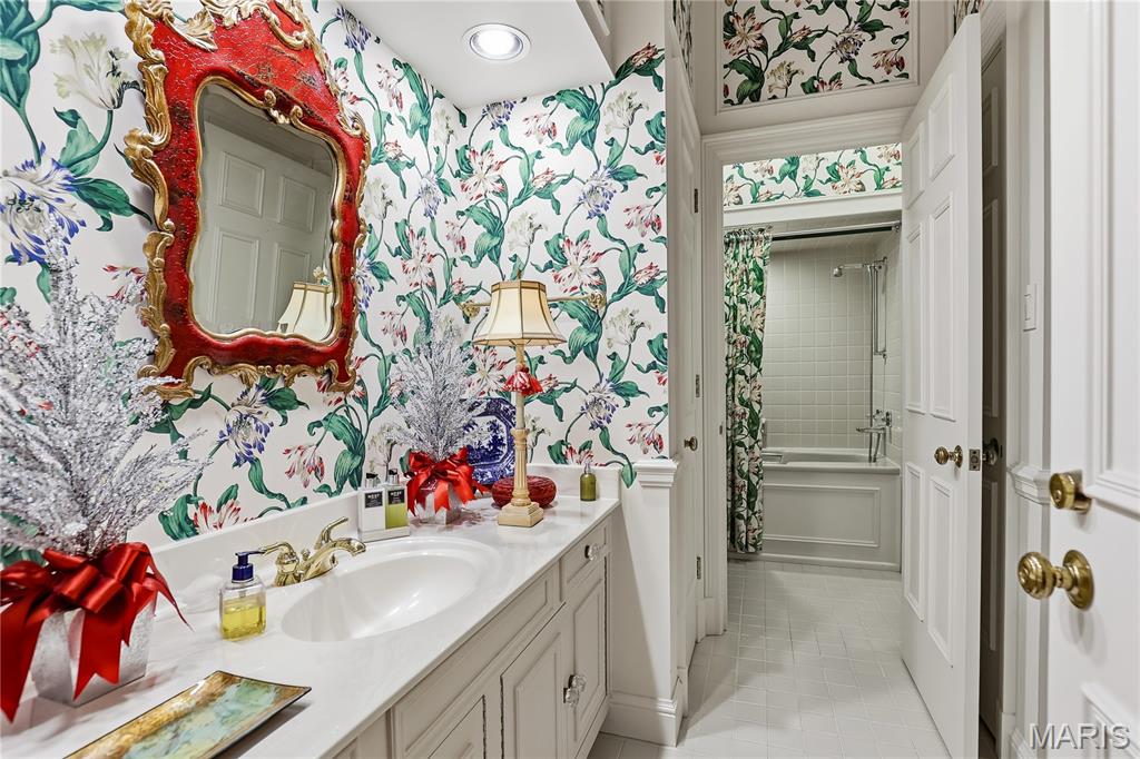 11 Chatfield Place Road Creve Coeur, MO 63141 - Photo 16 of 36