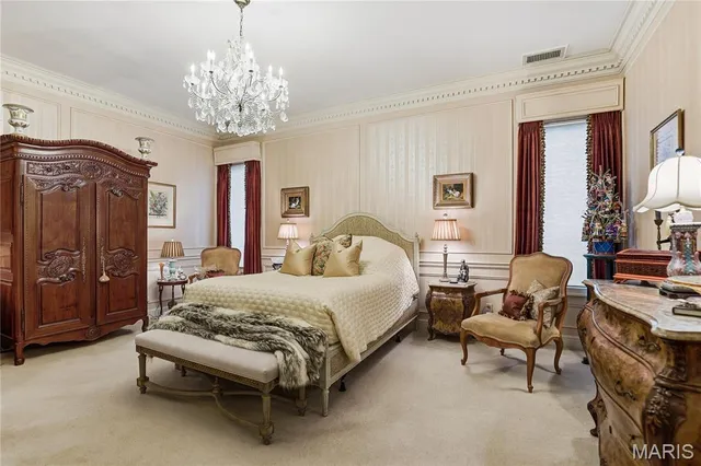 $1,300,000 | 11 Chatfield Place Road, Creve Coeur, MO 63141