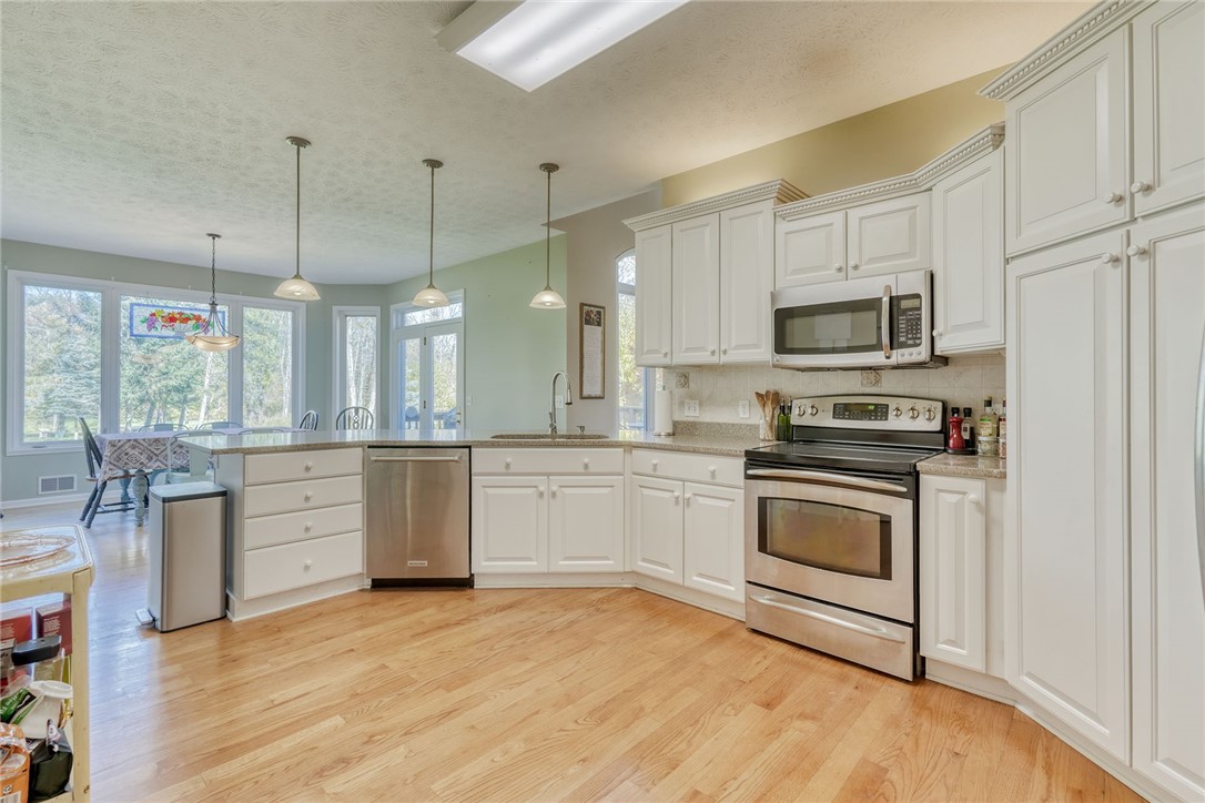 10 Skidmore Road Sweden, NY 14559 - Photo 3 of 38