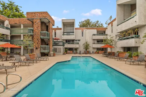 $475,000 | 355 South Los Robles Avenue, Unit 210, Pasadena, CA 91101