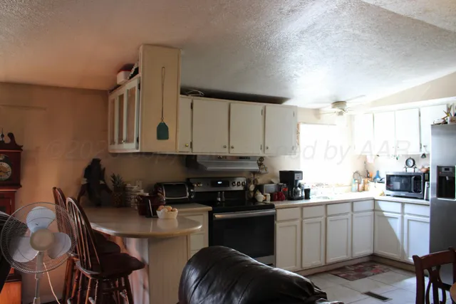 $365,000 | 4431 County Road 18, Clarendon, TX 79226