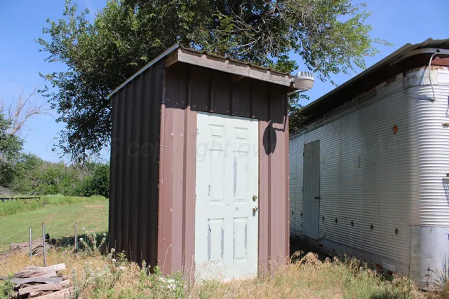 $365,000 | 4431 County Road 18, Clarendon, TX 79226