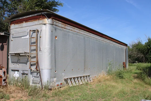 $365,000 | 4431 County Road 18, Clarendon, TX 79226