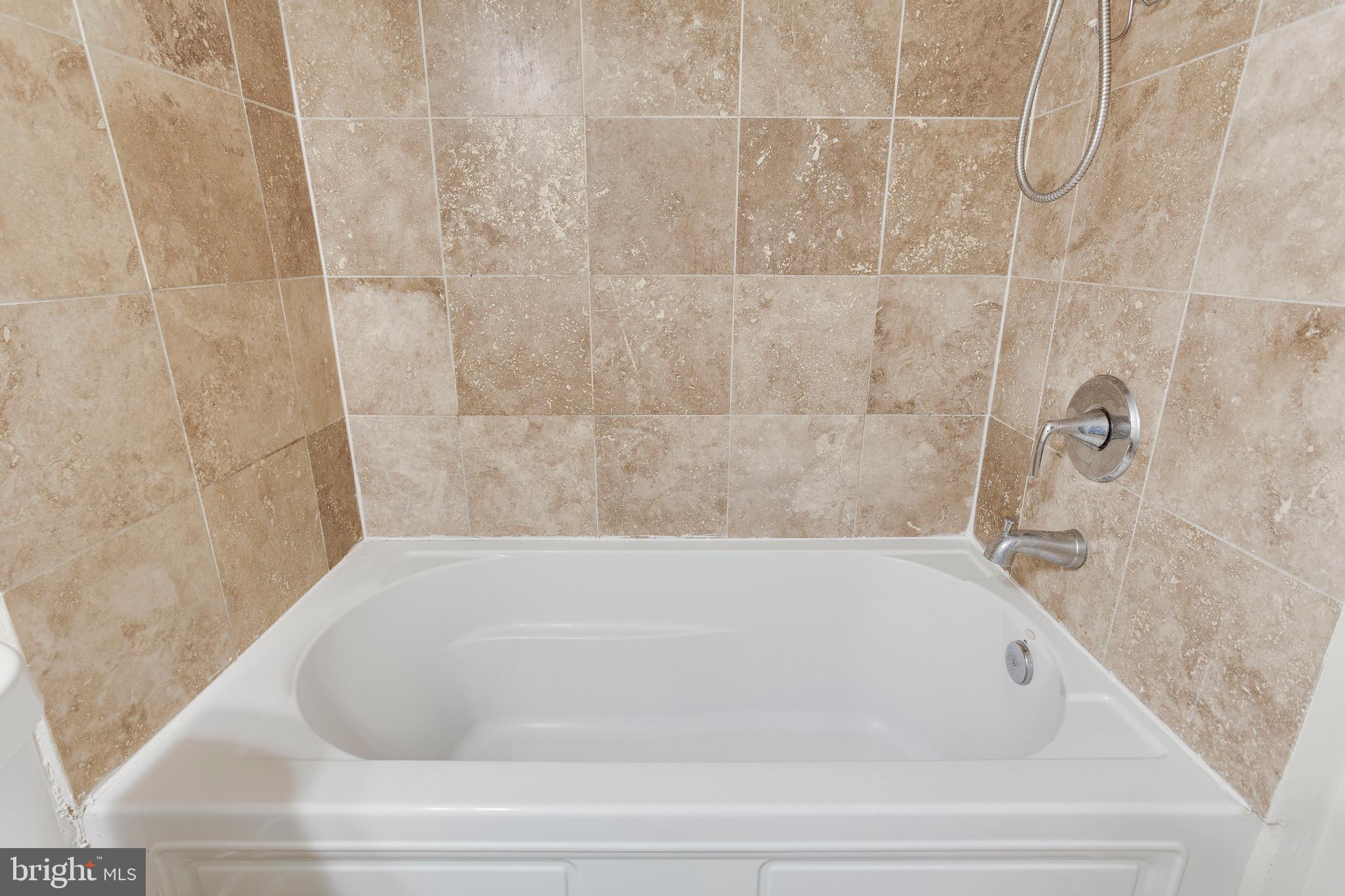 1108 Columbia Road Northwest, Unit 302 Washington, DC 20009 - Photo 20 of 25