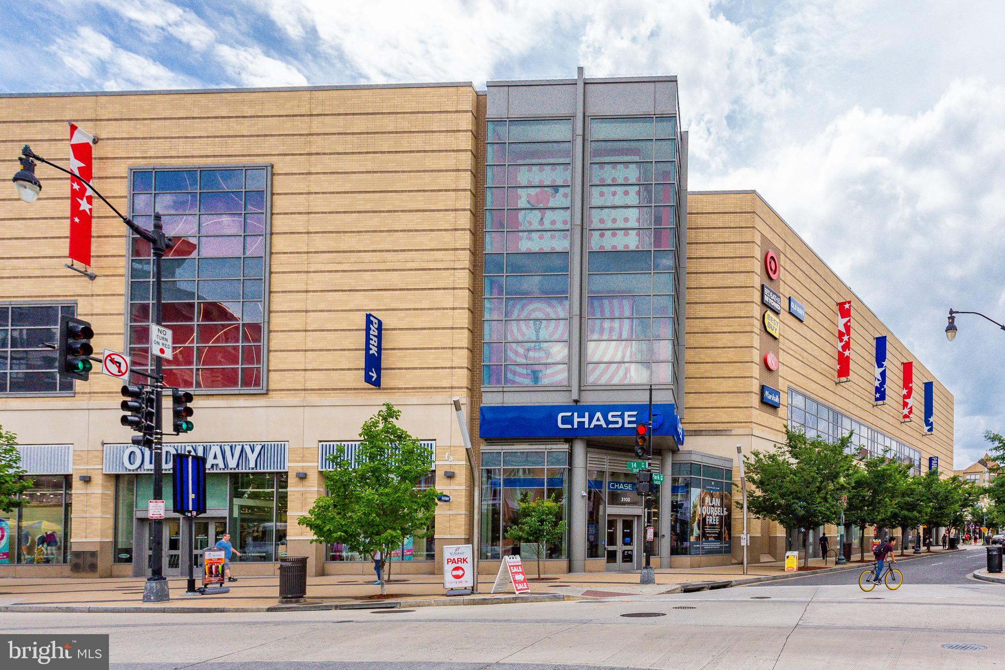 1108 Columbia Road Northwest, Unit 302 Washington, DC 20009 - Photo 24 of 25