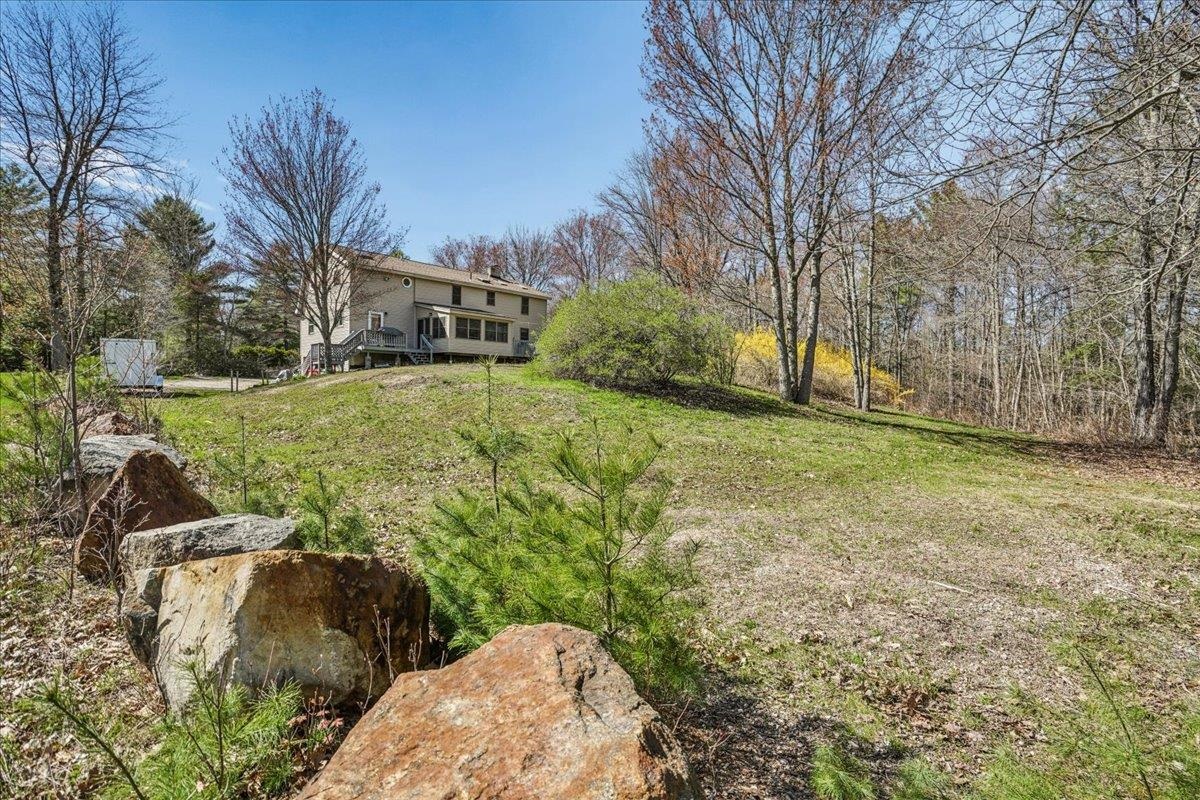 326 Lockes Hill Road Epsom, NH 03234 - Photo 15 of 60