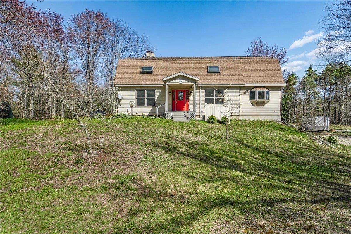 326 Lockes Hill Road Epsom, NH 03234 - Photo 2 of 60