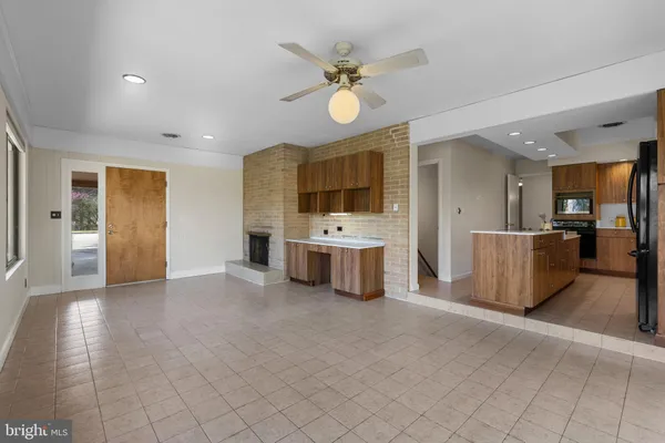 $625,000 | 9714 Frederick Road, Ellicott City, MD 21042