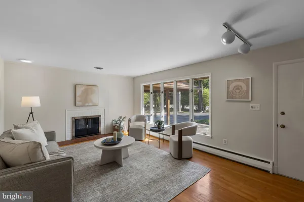$625,000 | 9714 Frederick Road, Ellicott City, MD 21042