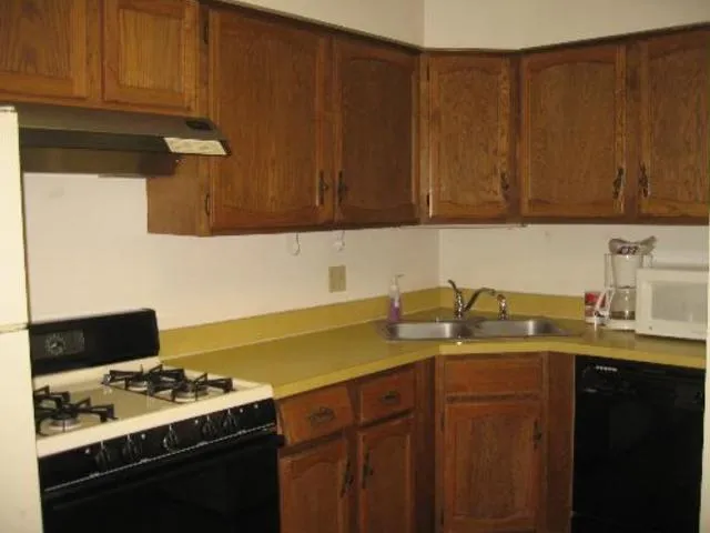$1,600 | 13 Timber Lane, Unit 1, Vernon Hills, IL 60061