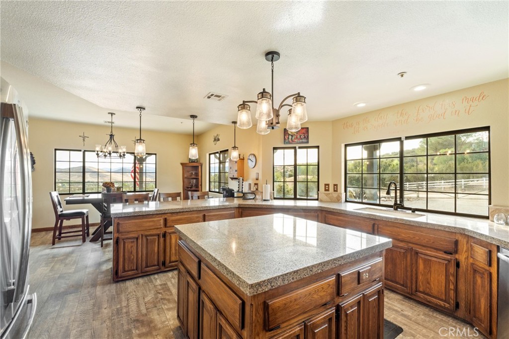 6535 Juniper Crest Road Agua Dulce, CA 91390 - Photo 19 of 70