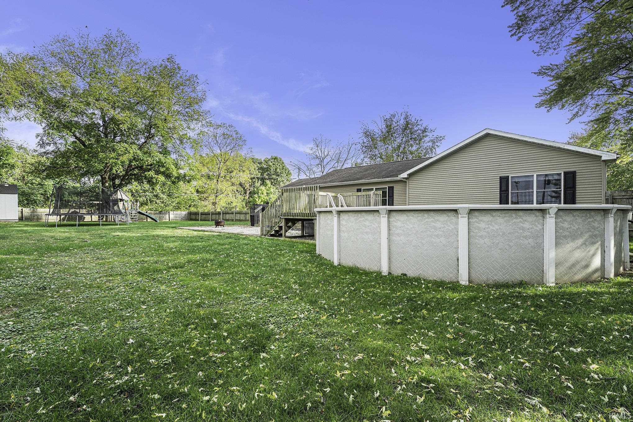 615 Hackett Road Goshen, IN 46528 - Photo 5 of 29 Gallery Image 5