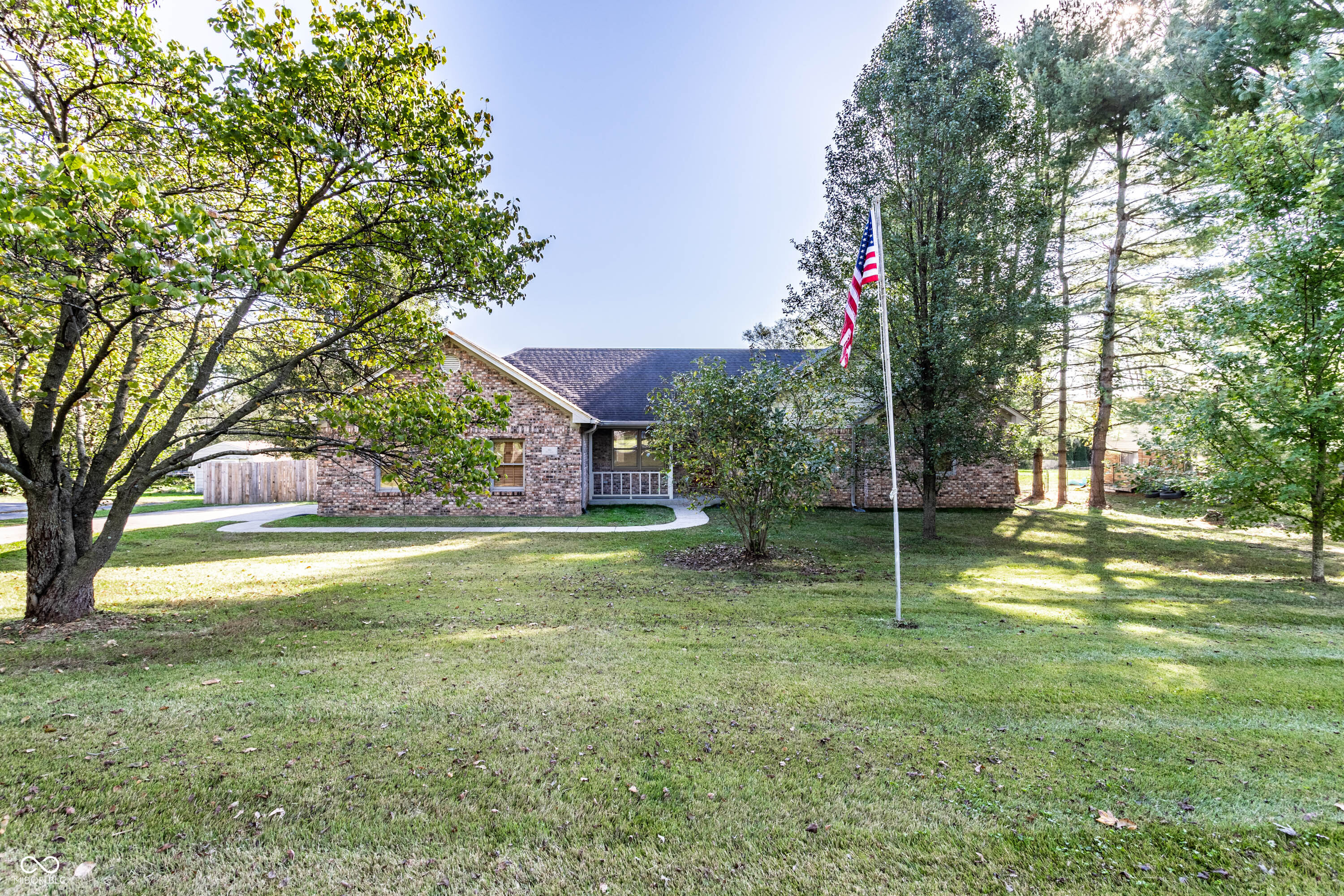 415 Hess Road Martinsville, IN 46151 - Photo 3 of 29 Gallery Image 3