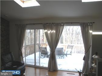 779 Trephanny Lane Wayne, PA 19087 - Photo 6 of 11 Living Room