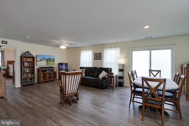 $364,900 | 287 Aylesbury Lane, Martinsburg, WV 25403