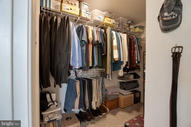 $364,900 | 287 Aylesbury Lane, Martinsburg, WV 25403