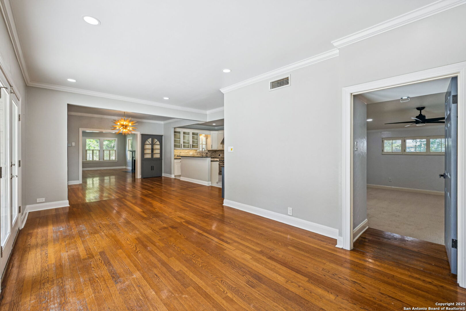 102 Nacogdoches Road San Antonio, TX 78209 - Photo 17 of 45