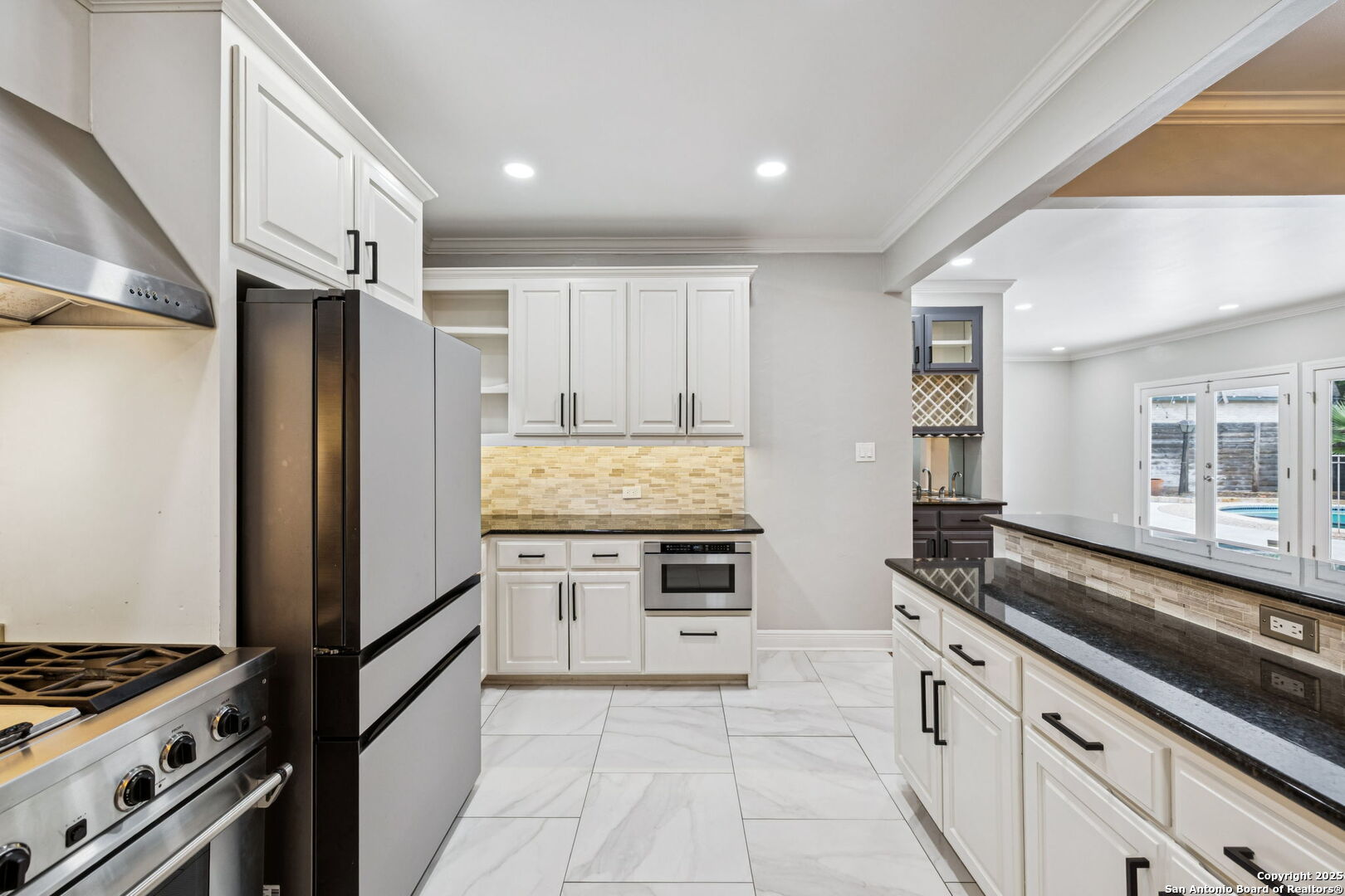 102 Nacogdoches Road San Antonio, TX 78209 - Photo 22 of 45