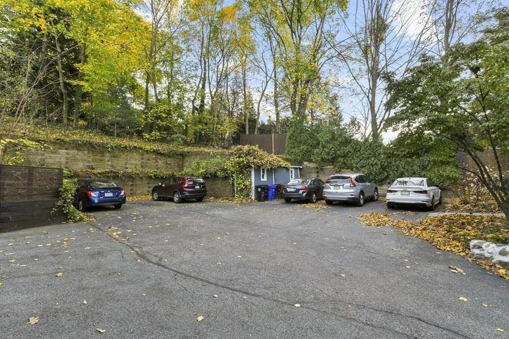 94 Dudley Street, Unit 3 Brookline, MA 02445 - Photo 24 of 27