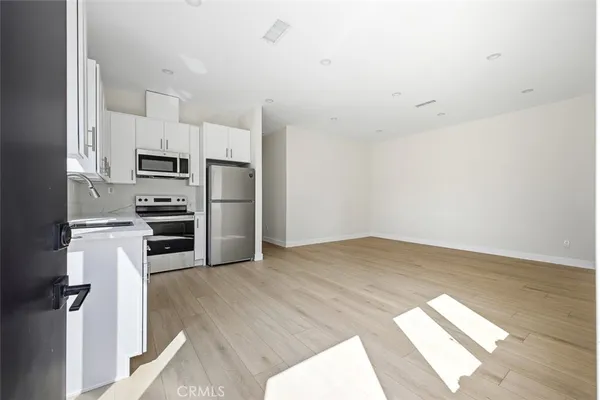 $4,300 | 1431 Montgomery Avenue, Glendale, CA 91202