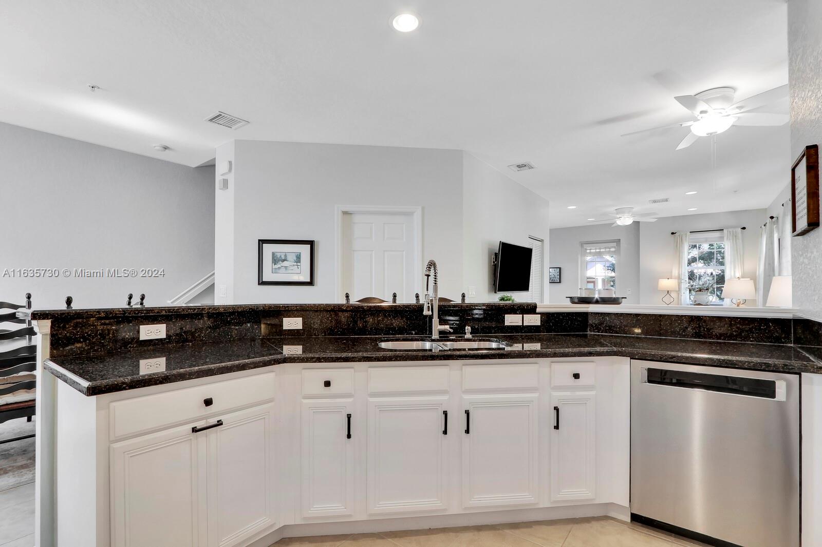 105 Black Ironwood Road, Unit 101 Jupiter, FL 33458 - Photo 20 of 37