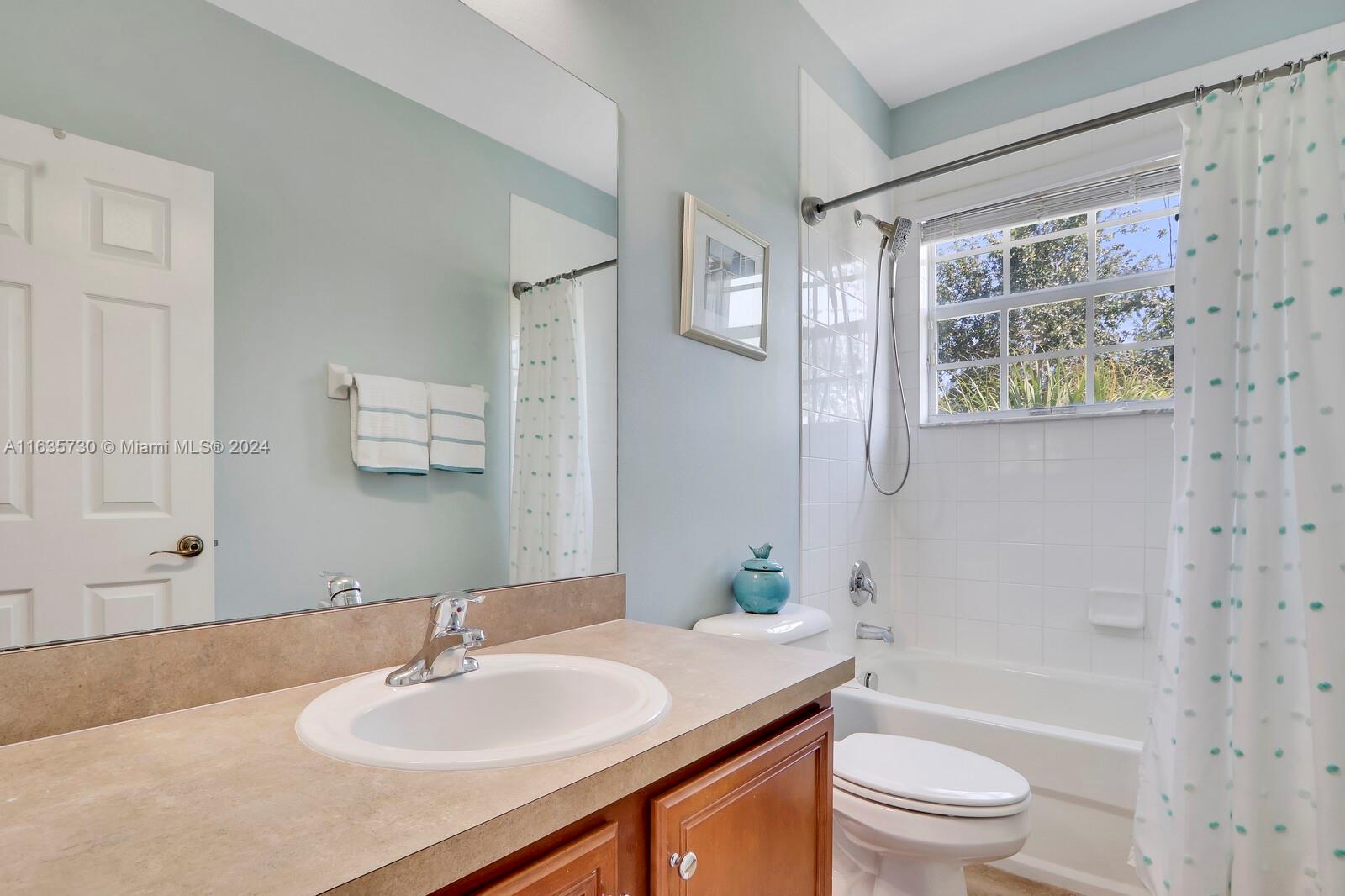 105 Black Ironwood Road, Unit 101 Jupiter, FL 33458 - Photo 32 of 37