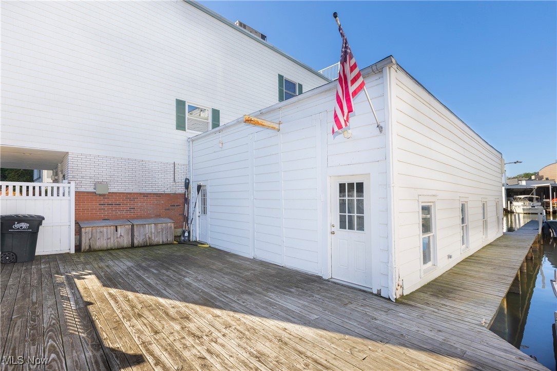 866-868 Beach Road Lakewood, OH 44107 - Photo 8 of 33