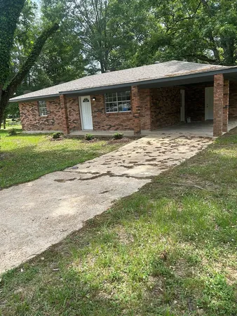 $69,500 | 223 South Beech Street, Bude, MS 39630