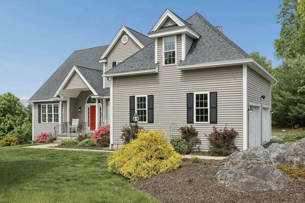 12 Forbes Road Hudson, MA 01749 - Photo 2 of 40