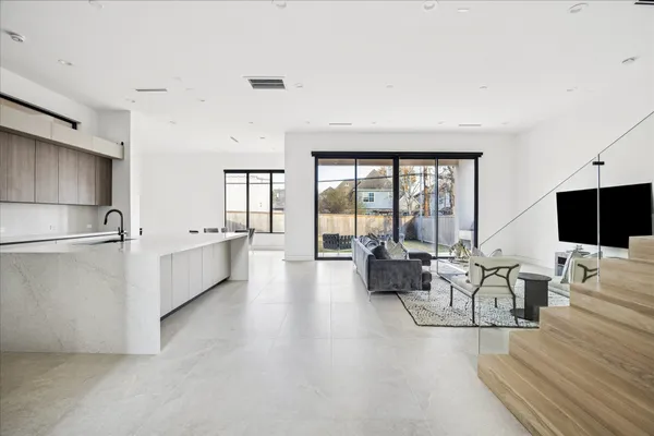 $2,199,000 | 1730 Bayram Drive, Houston, TX 77055