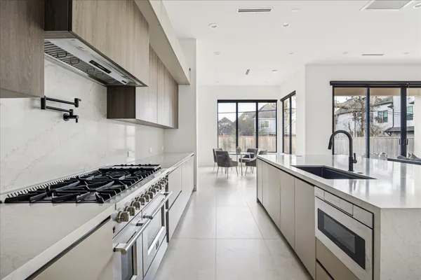$2,199,000 | 1730 Bayram Drive, Houston, TX 77055
