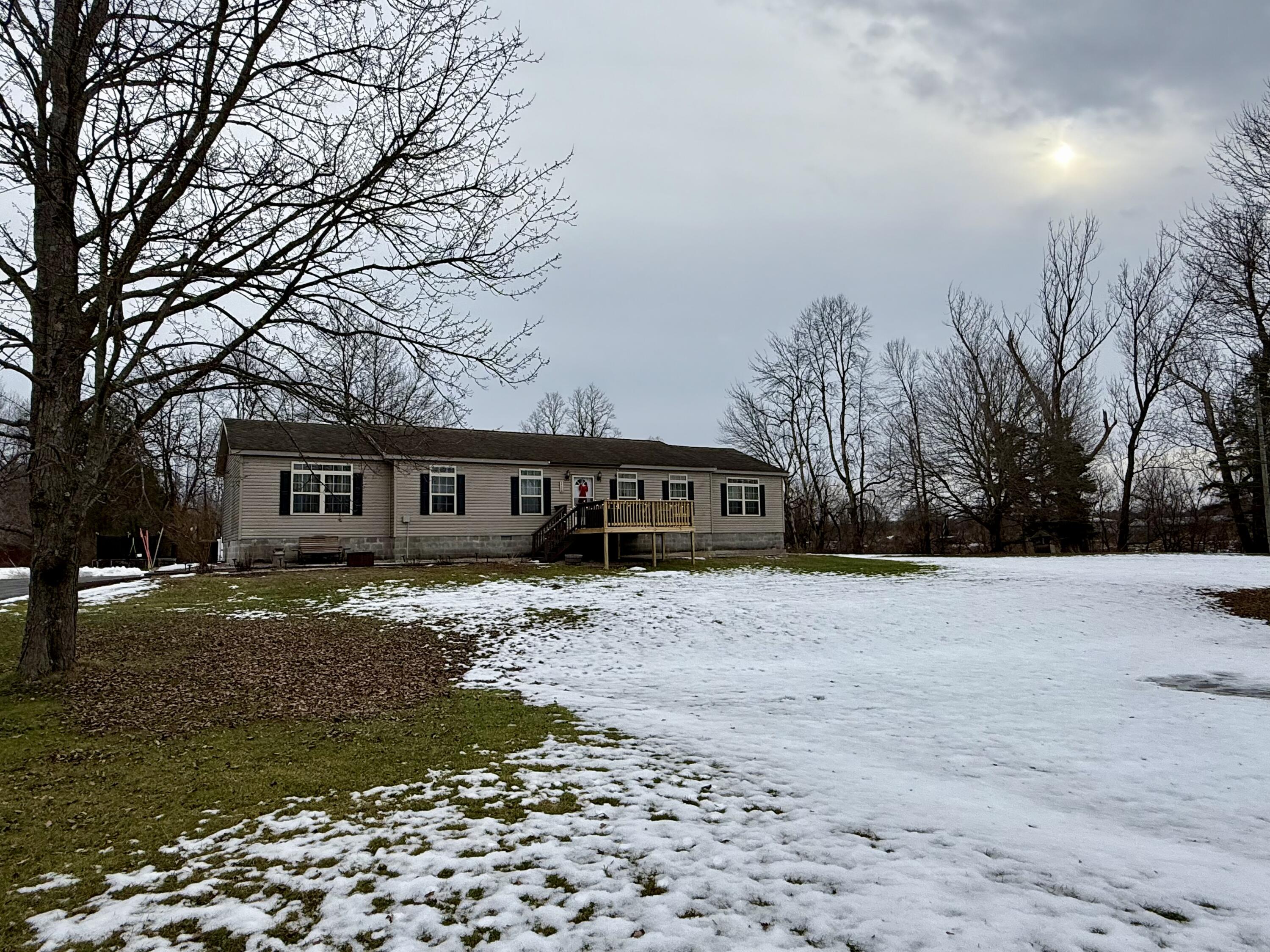 238 Lyons Road Plattsburgh, NY 12901 - Photo 27 of 31 Front yard