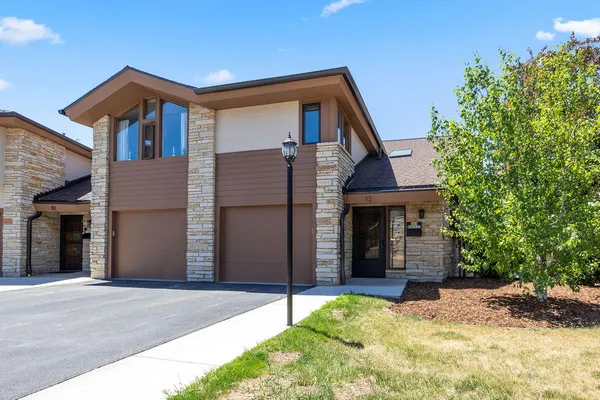 $349,900 | N89-w16337 Main Street, Unit D12, Menomonee Falls, WI 53051