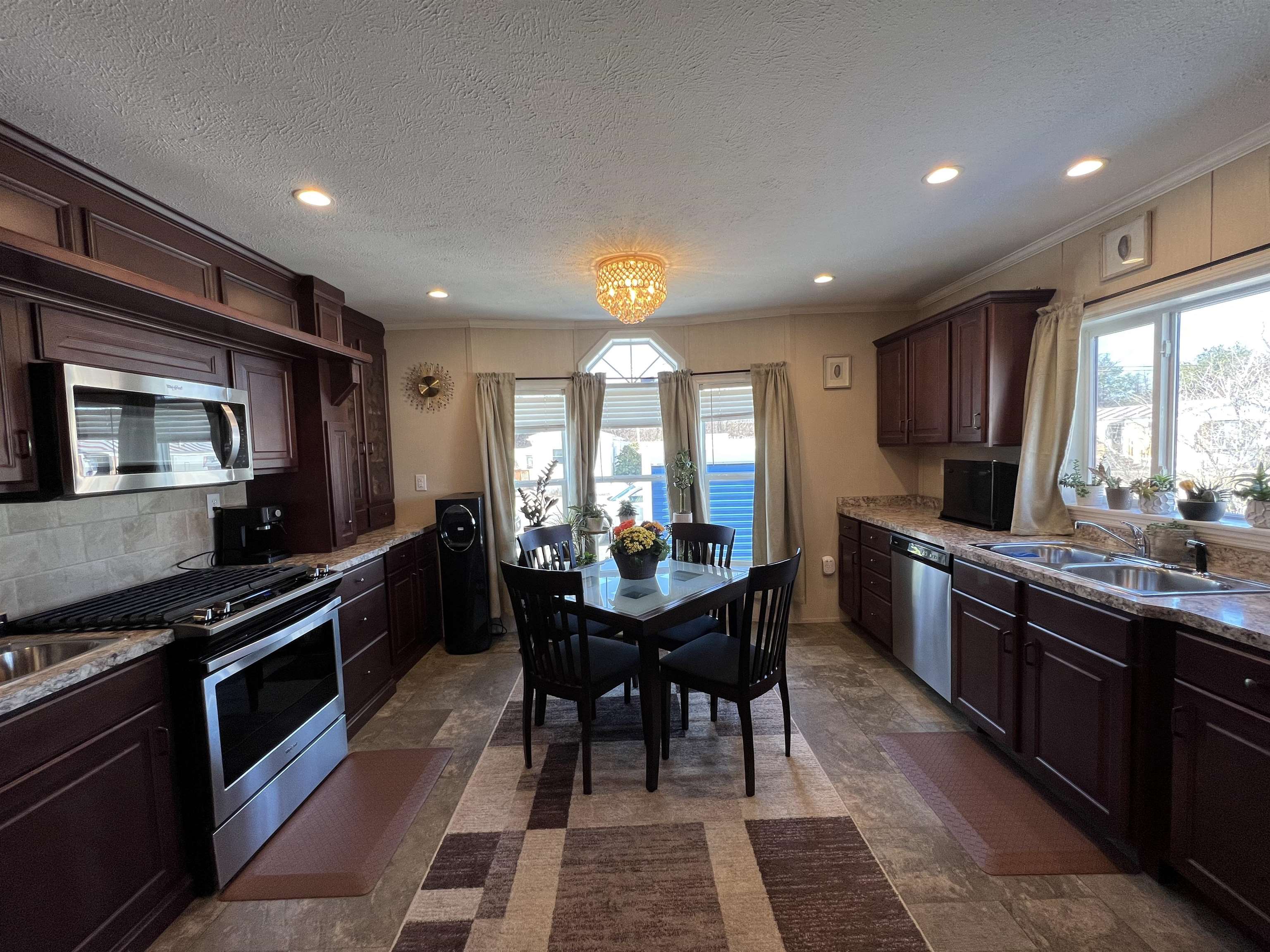 28 Grappone Drive Concord, NH 03301 - Photo 11 of 26