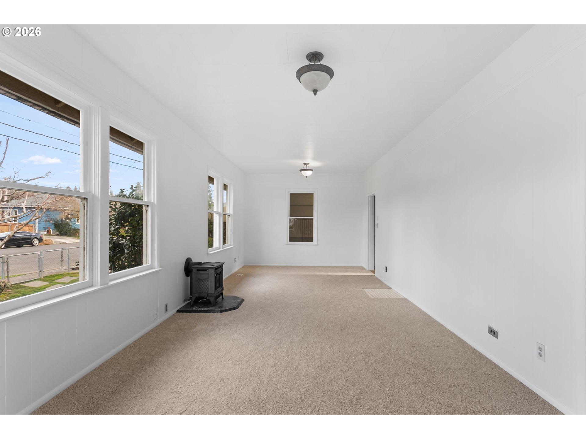 108 Southeast Franklin Street Camas, WA 98607 - Photo 6 of 37