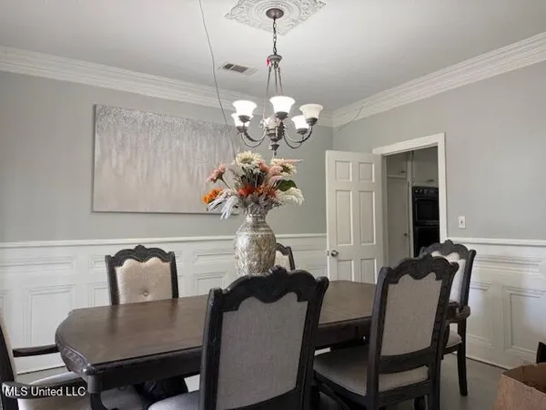 $2,500 | 6231 Waterford Drive, Jackson, MS 39211