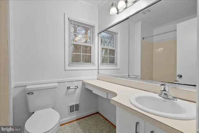 $4,100 | 8608 Greeley Boulevard, Springfield, VA 22152