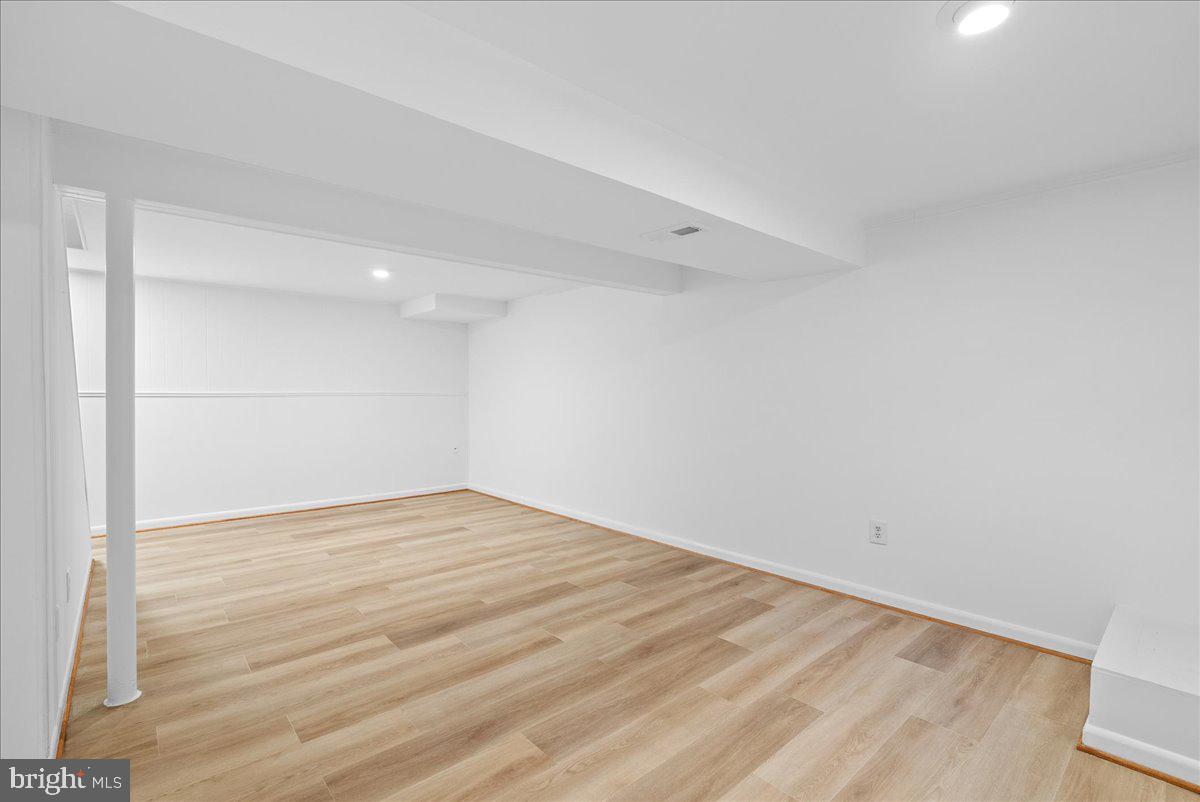 8608 Greeley Boulevard Springfield, VA 22152 - Photo 27 of 34 a view of empty room